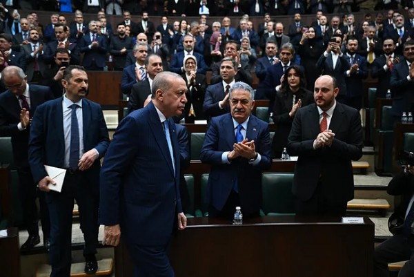 Bayrağa Uzanan El Kırılır! ‘Bunun Hesabını O Hainlerden Mutlaka Soracağız’